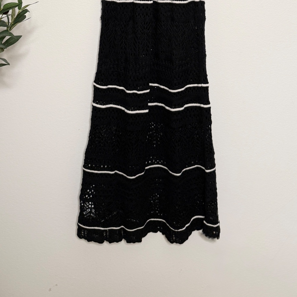 Abercrombie & Fitch Black and White Crochet Maxi Dress in Size XS Petite Length - Picture 5 of 8